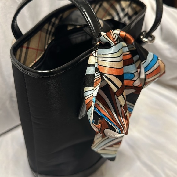 EUC Authentic Burberrys Blue Label Bucket Bag. Hardly used. Beautiful Bag - Picture 9 of 9